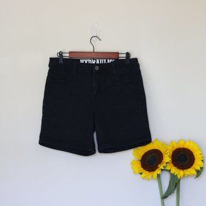 33" Black Hydraulic Jean Shorts
